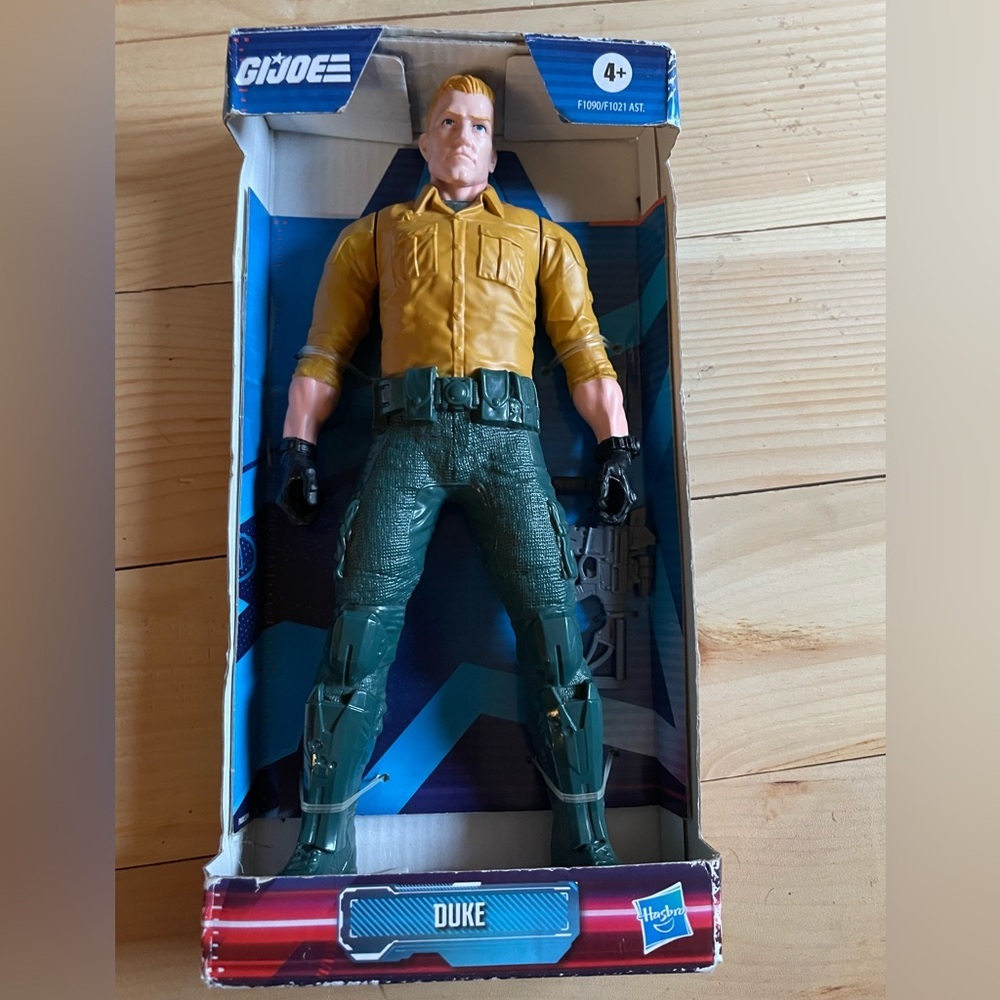 GI JOE  DUKE  9.5 INCH ACTION FIGURE NEW HASBRO‎